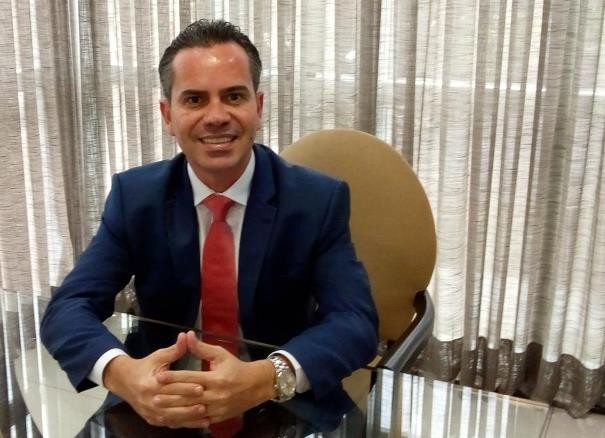 “Dia do Pendura”, por Andrey Cavalcante
