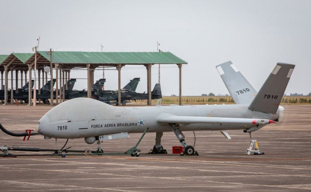 Drone da FAB ajuda a resgatar 36 pessoas no Rio Grande do Sul