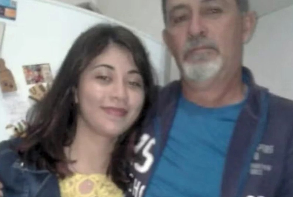 Pai e filha morrem em casa baleados por ex-namorado da jovem
