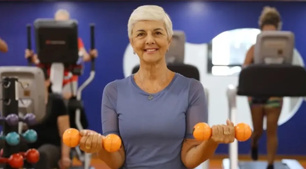 Musculação protege cérebro de idosos contra demência, diz estudo