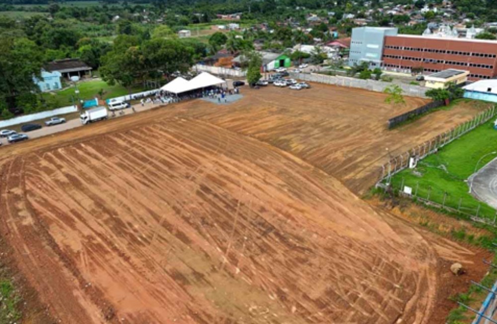 Cerimônia marca autorização de inícios das obras do Centro de Hemodiálise de Jaru