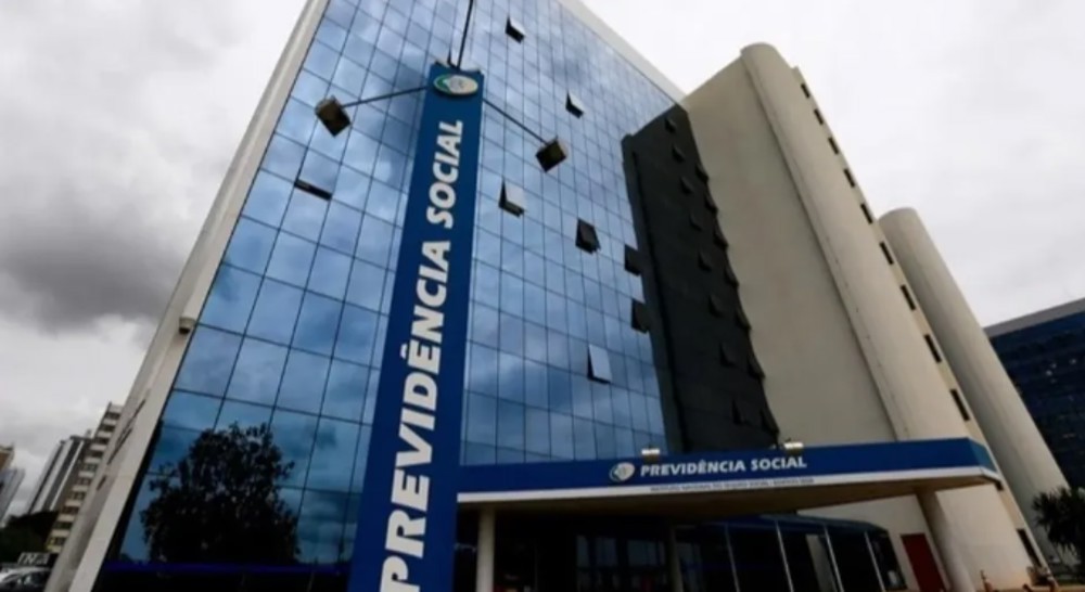 Saiba quem recebe a primeira parcela do 13º salário no dia 24/4