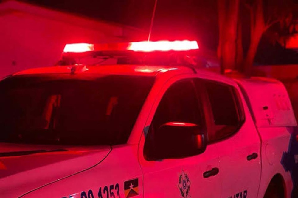 Jovem de 19 anos é baleada enquanto carregava bebê em Candeias do Jamari