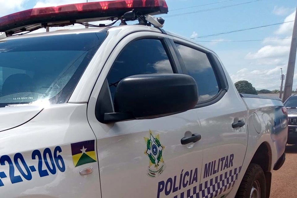 Falsos policiais são presos vendendo publicidade e revistando comércios em RO
