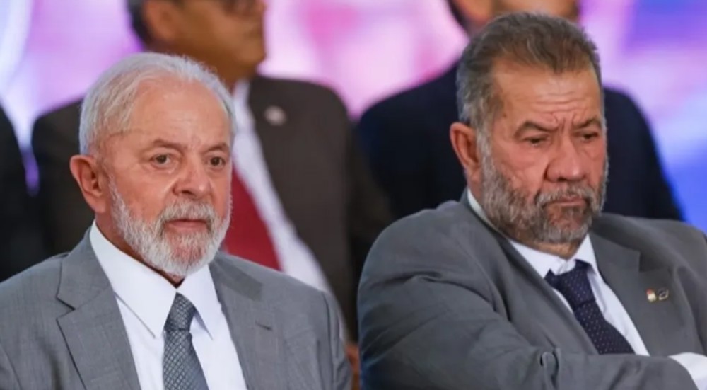 Em meio a escândalo do INSS, Lula convoca Lupi e pode demiti-lo