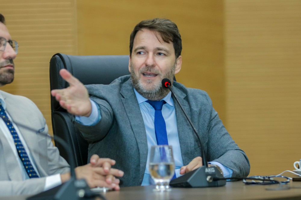 Alex Redano solicita recuperação urgente da RO-457, no trecho entre a BR-421 e a RO-459