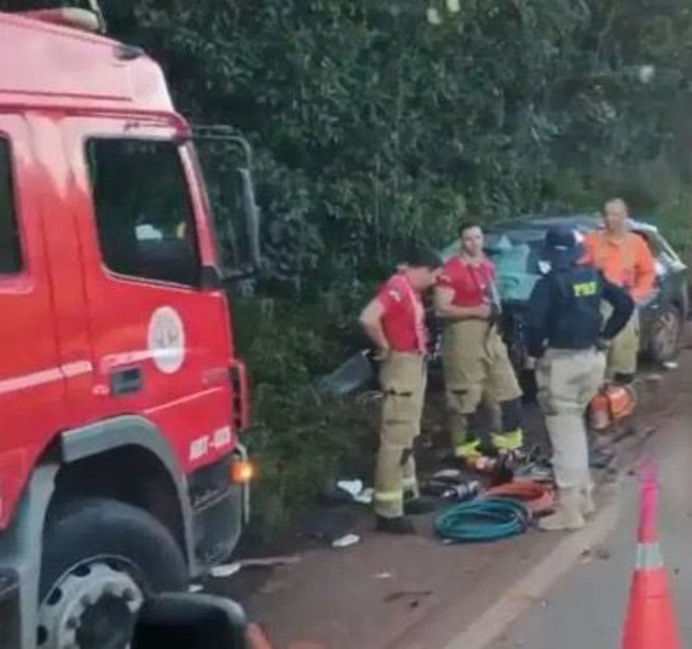 Mais um grave acidente entre carro e carreta deixa vítima fatal na BR-364, em RO