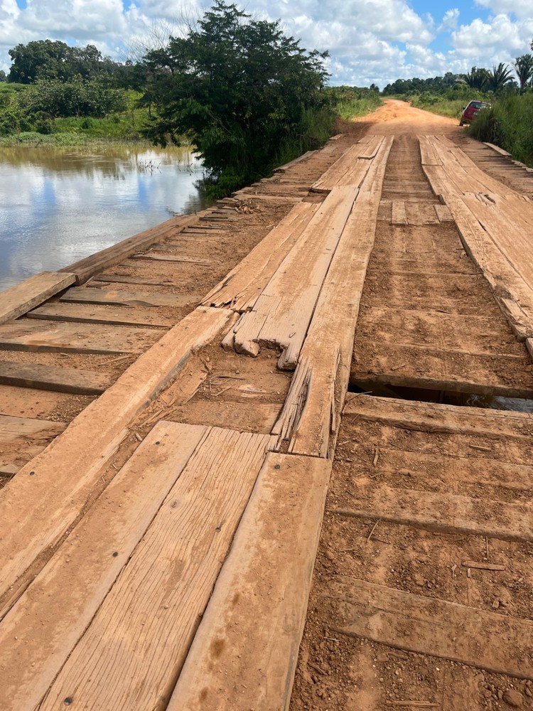 Presidente da Assembleia, Alex Redano, cobra recuperação urgente da ponte sobre o rio Tabapuã