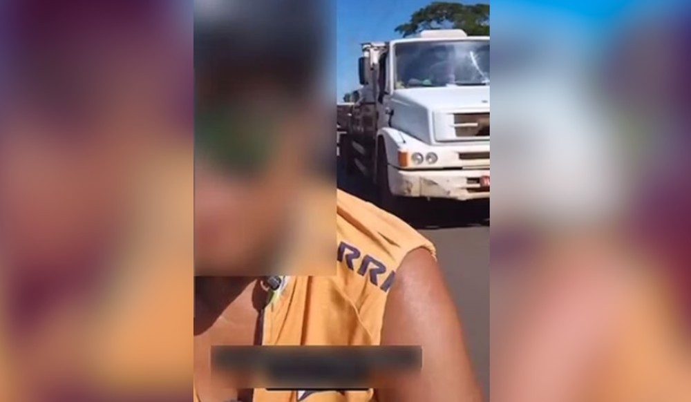 Ciclista grava o próprio atropelamento após briga em avenida