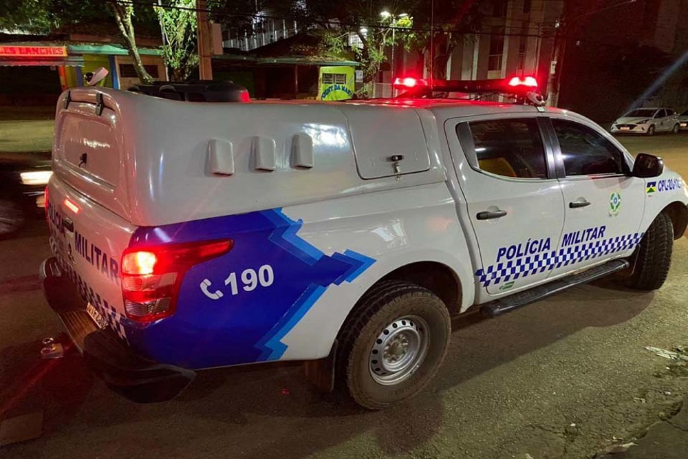 Mãe atropela acidentalmente filha de 1 ano ao guardar carro na garagem em cidade de RO