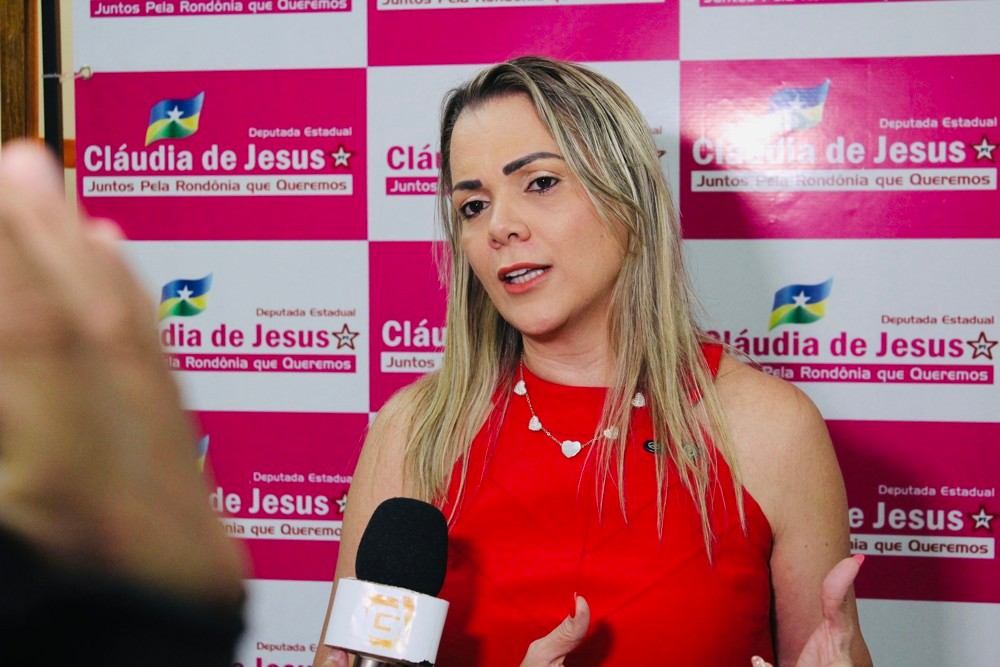 Licença-prêmio para servidores da Emater é conquista com apoio da deputada Cláudia de Jesus