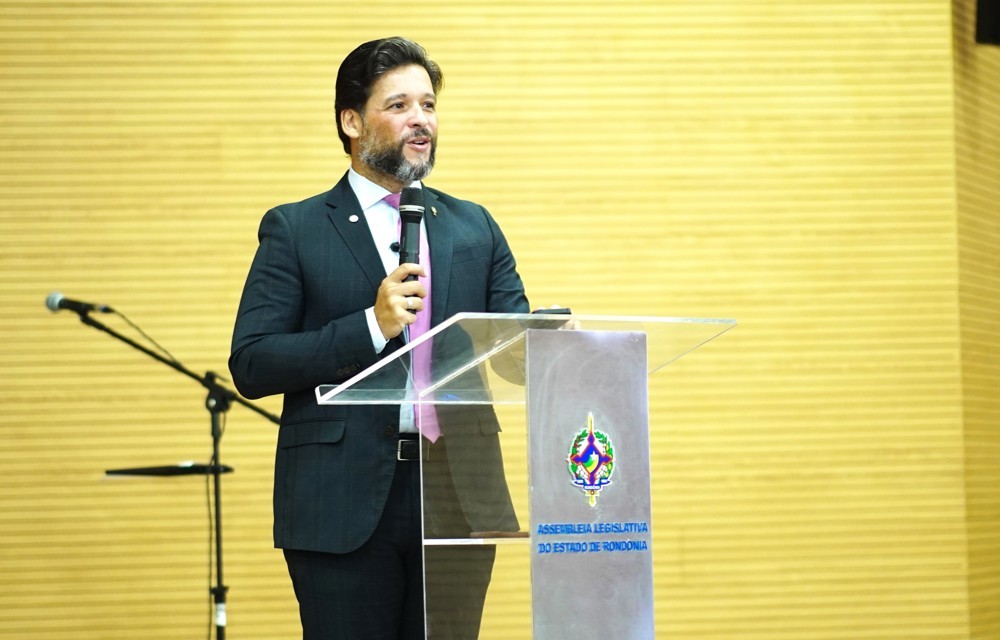Deputado Camargo homenageia Arquidiocese de Porto Velho pelos 100 anos da Igreja Católica