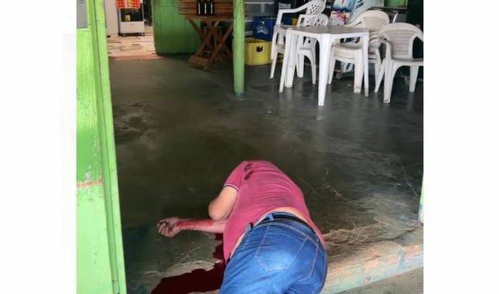 Comerciante de 65 anos é assassinado a facadas; autor foi preso, confessou, mas não revelou motivo