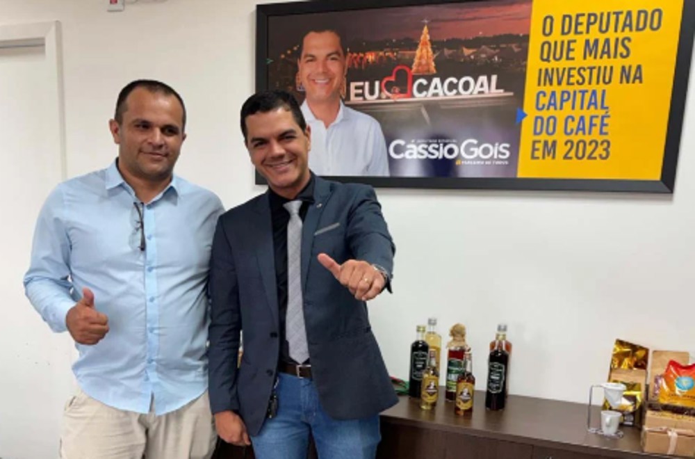 Deputado Cássio Gois libera R$ 100 mil para etapa de Motocross em Theobroma