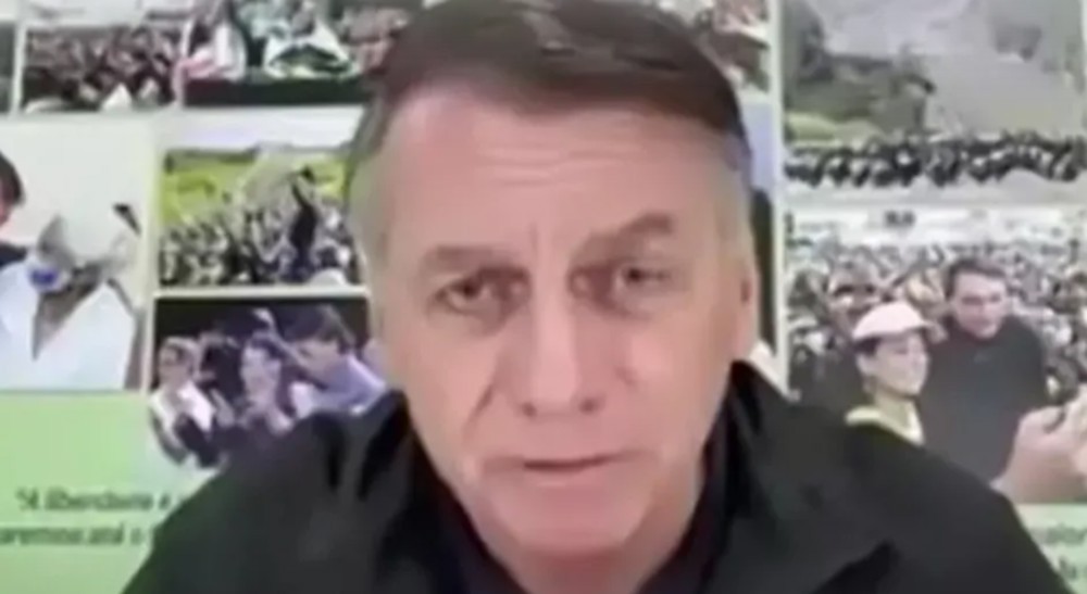 Bolsonaro diz que não deixará o Brasil caso seja condenado: "Vou morrer na cadeia"