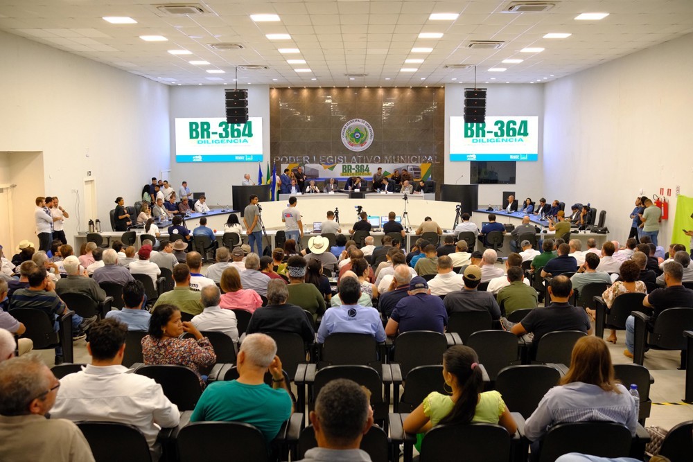 Deputado Luizinho Goebel participa de audiência pública sobre duplicação da BR-364 em Vilhena
