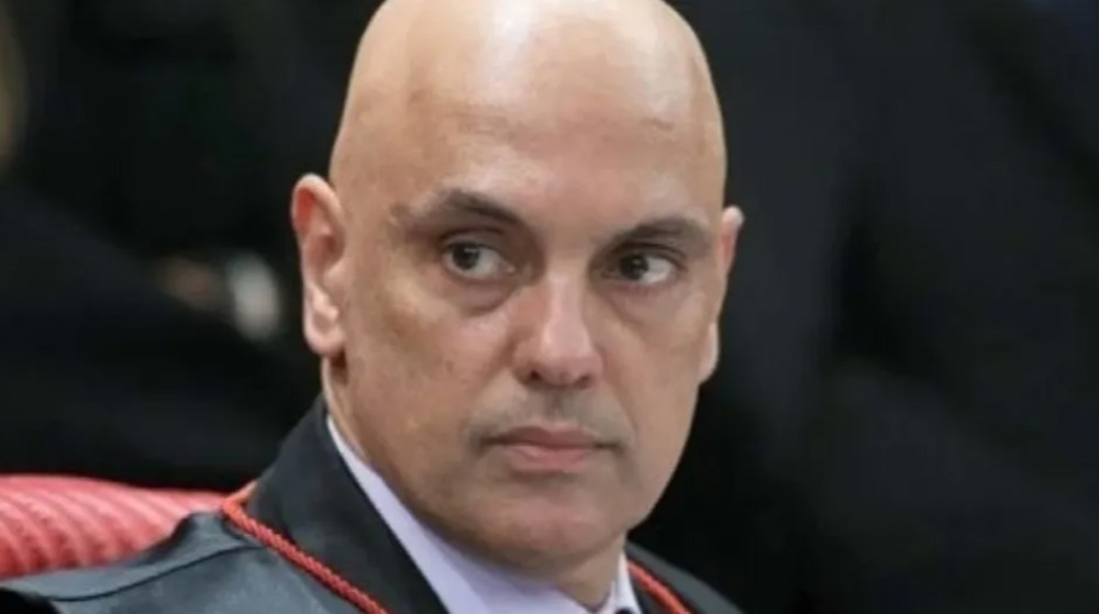 Moraes mantém prisão de Braga Netto e diz que general poderia colocar ação do golpe em risco