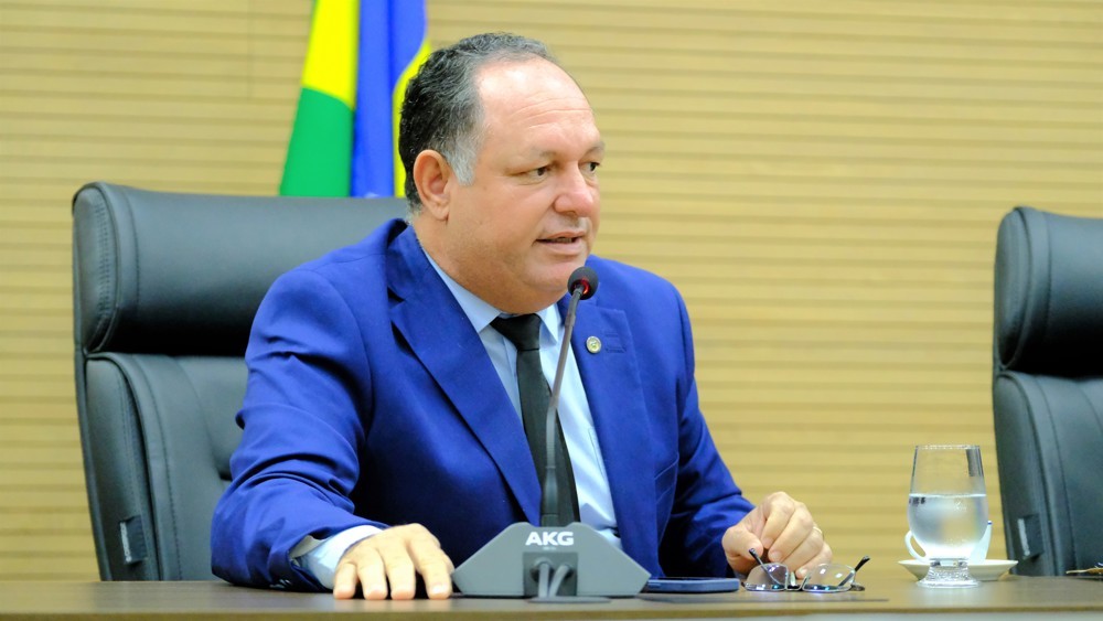 Deputado Pedro Fernandes solicita recuperação urgente da RO-010 entre Cacaulândia e Monte Negro