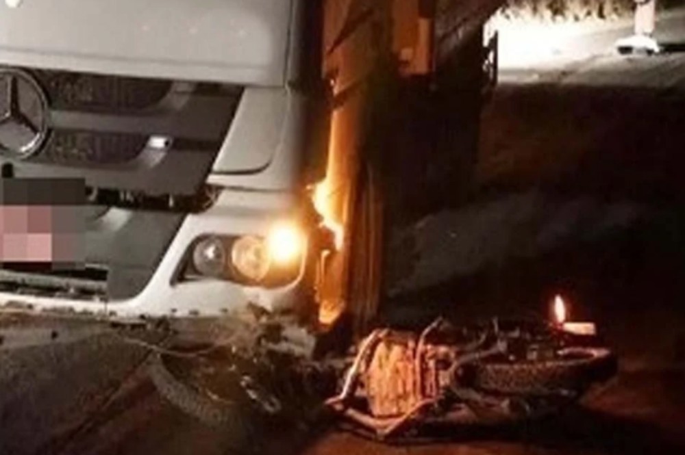 Indo ver a esposa e as filhas na cidade, motociclista morre em colisão com caminhão em Rondônia