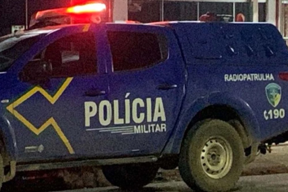Ladrões roubam moto, celular e pizza de motoboy