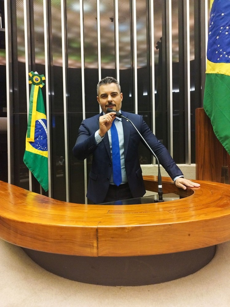 Thiago Flores cobra ação da PRF e DNIT na ponte do Rio Candeias