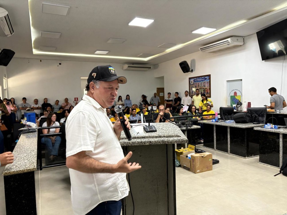 Deputado Pedro Fernandes participa do lançamento do Programa Melhor em Casa em Alto Paraíso