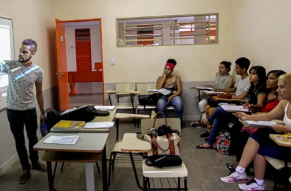 Pé-de-Meia: nascidos em maio e junho recebem hoje parcela de R$ 200
