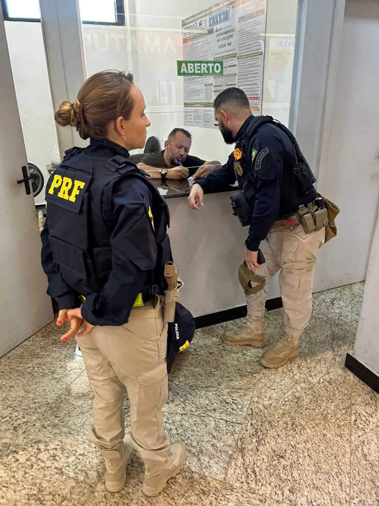 PRF realiza ação educativa na rodoviária de Porto Velho para combater a exploração sexual infantil