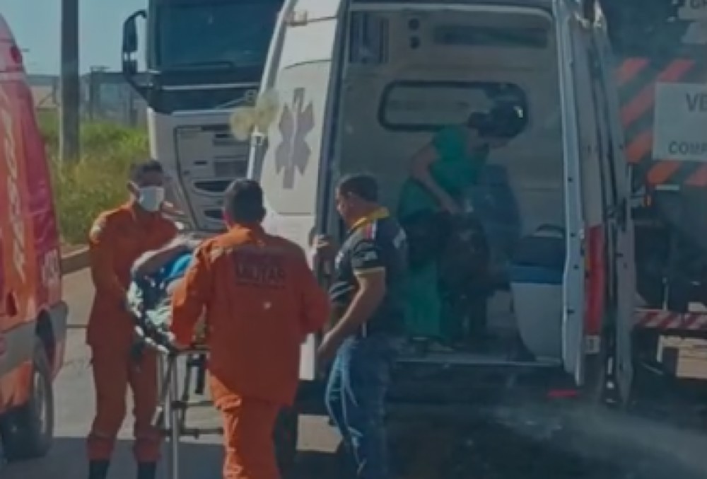 Mais uma ambulância se envolve em acidente na BR-364 em Rondônia 