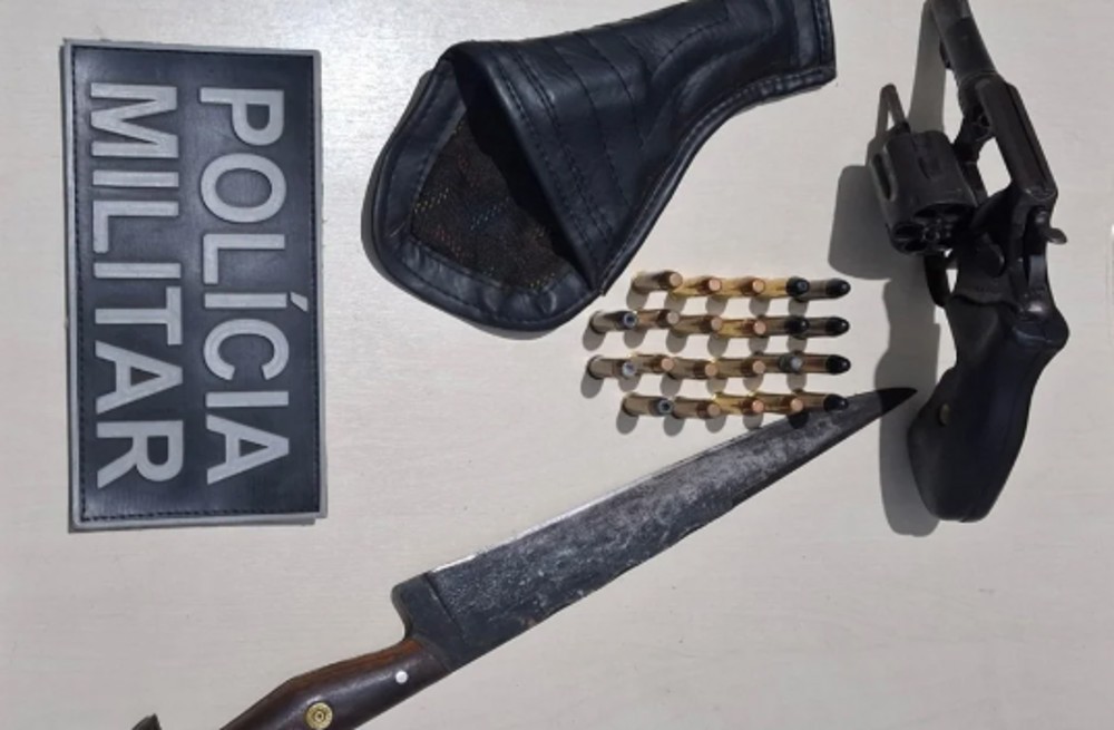 Desavença em festa familiar termina em agressão e apreensão de arma de fogo