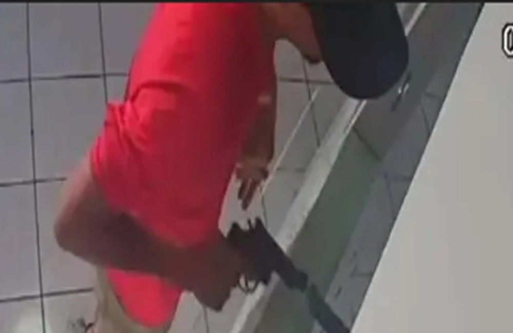 Bandido armado promove sequência de assaltos em Ouro Preto do Oeste