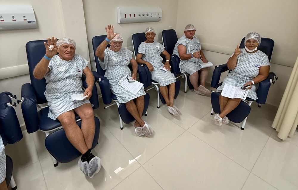 Iniciativa da deputada Sílvia Cristina, Olhar de Amor começa cirurgias de cataratas em Ji-Paraná