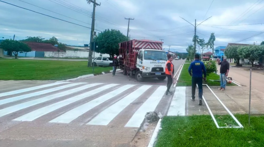 Melhorias na sinalização e infraestrutura da Rodovia-470 são realizadas pelo governo de RO