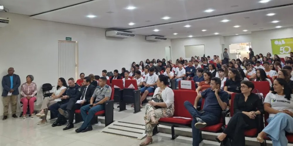 Estudantes de Ariquemes atuam como embaixadores antidrogas em ação do governo de Rondônia
