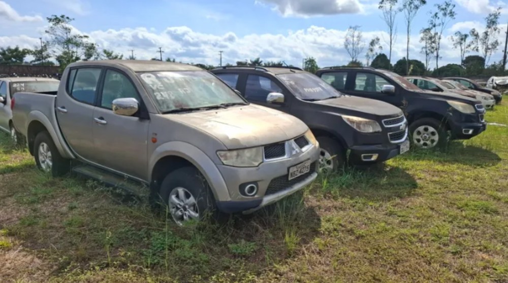 Mais de 1.300 veículos conservados estão à venda em cinco leilões do Detran-RO