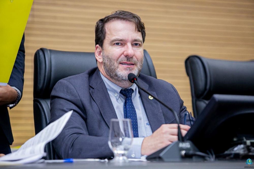 Alex Redano solicita ao Governo do Estado e ao DER reforço na drenagem da RO-010