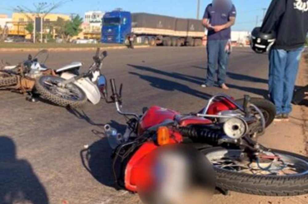Acidente com três motos e bicicleta deixa feridos na BR-364