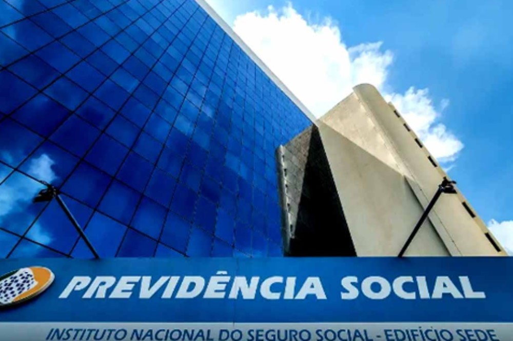 Governo: ressarcimento do INSS será feito em parcela única neste ano