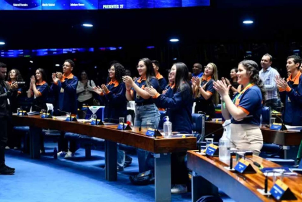 Estudantes de RO são selecionadas para etapa estadual do Programa Jovem Senador 2025-2026