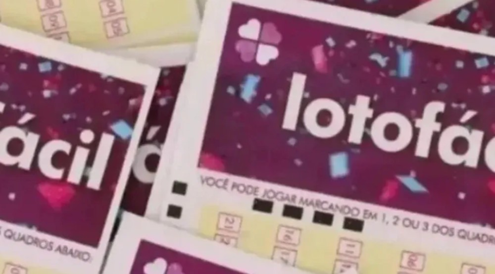 Quatro apostas acertam a Lotofácil e ganham bolada de R$ 1,3 milhões cada