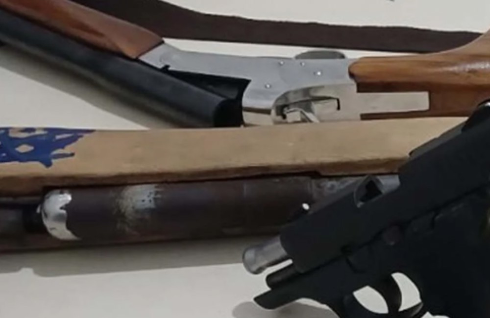 Polícia apreende armas e impede possível ataque entre facções rivais
