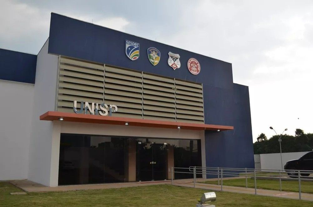 Criminoso que agrediu comerciante com pauladas e tentou enforcá-lo é preso