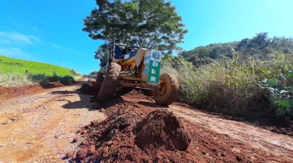 Estrada de acesso a Rio Pardo recebe patrolamento após solicitação da deputada Dra. Taíssa 