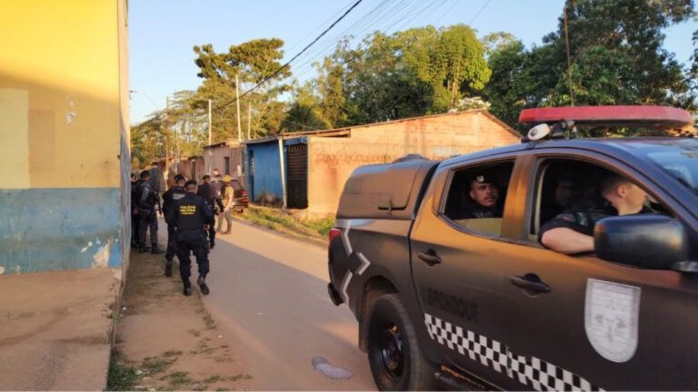 Confronto com a polícia termina com oito criminosos mortos