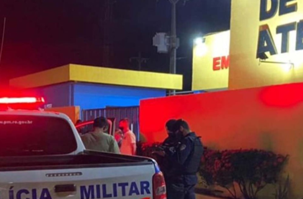 Jovem é executado a tiros dentro de residência na zona leste