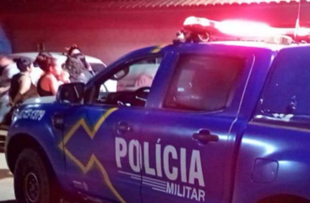 Tiros atingem residência e Veículo durante madrugada em Ji-Paraná
