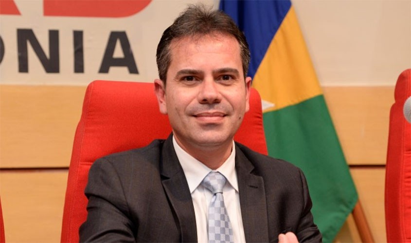 “Mérito Legislativo” - por Andrey Cavalcante