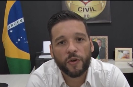 Contra ladrão: delegado Camargo recomenda que cidadãos adquiram arma de fogo 