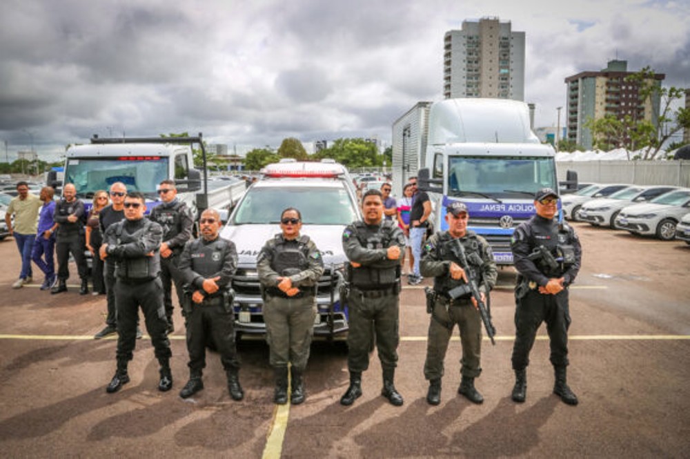 Governo de Rondônia entrega novos veículos para reforço da segurança no sistema prisional