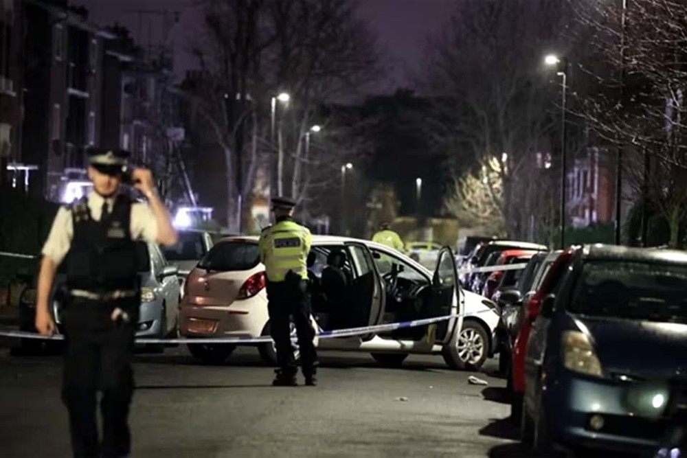 Nove pessoas ficam feridas em ataque com substância ácida em Londres